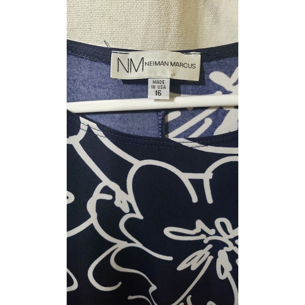 Neiman Marcus Size 16 Navy Blue White Floral Shift Dress Slinky Stretchy - Picture 2 of 8